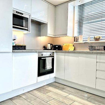Апартаменти Stylish Studio With Sea Views Brighton Екстер'єр фото